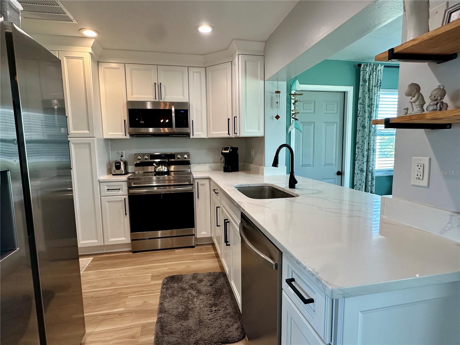 14019 89TH AVE, SEMINOLE, FL, 33776