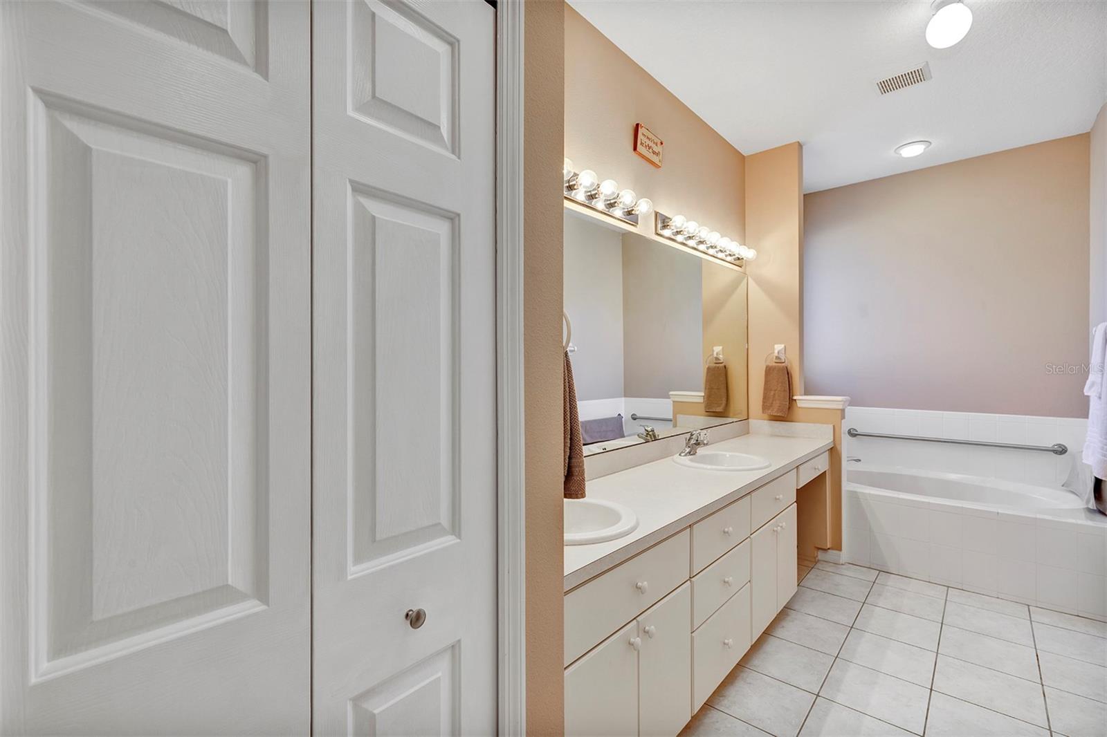 5305 INDIAN OCEAN LOOP, TAVARES, FL, 32778