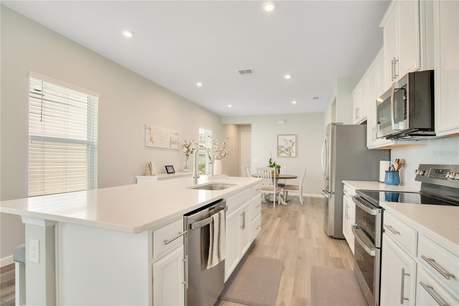 7068 LANIER FALLS RD, DELAND, FL, 32724