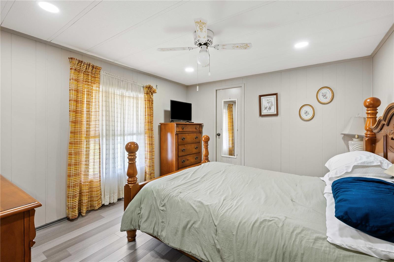 37848 BARCELONA AVE, ZEPHYRHILLS, FL, 33541
