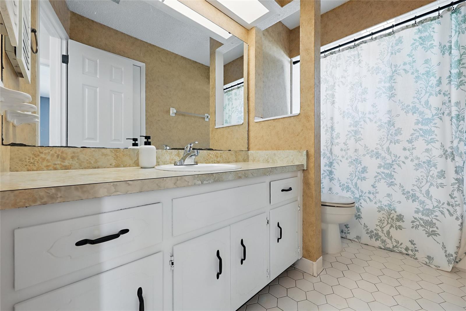 644 MORGAN CIR S, ORANGE PARK, FL, 32073