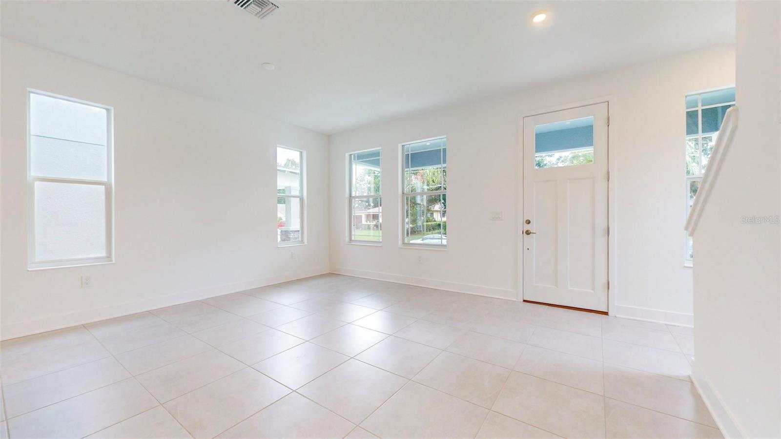 2915 W CHERRY ST, TAMPA, FL, 33607