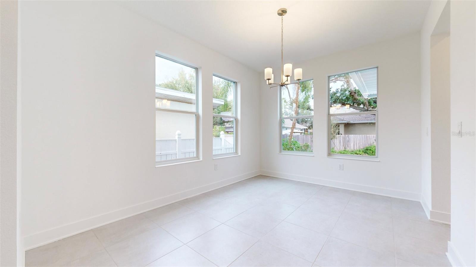 2915 W CHERRY ST, TAMPA, FL, 33607