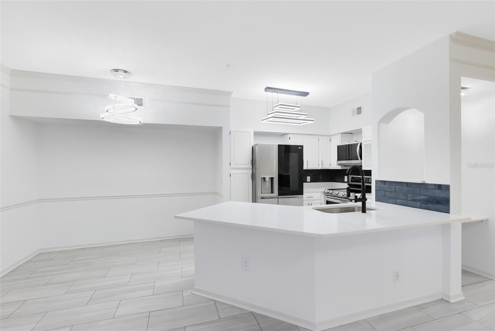 6685 QUEENS BOROUGH AVE #202, ORLANDO, FL, 32835