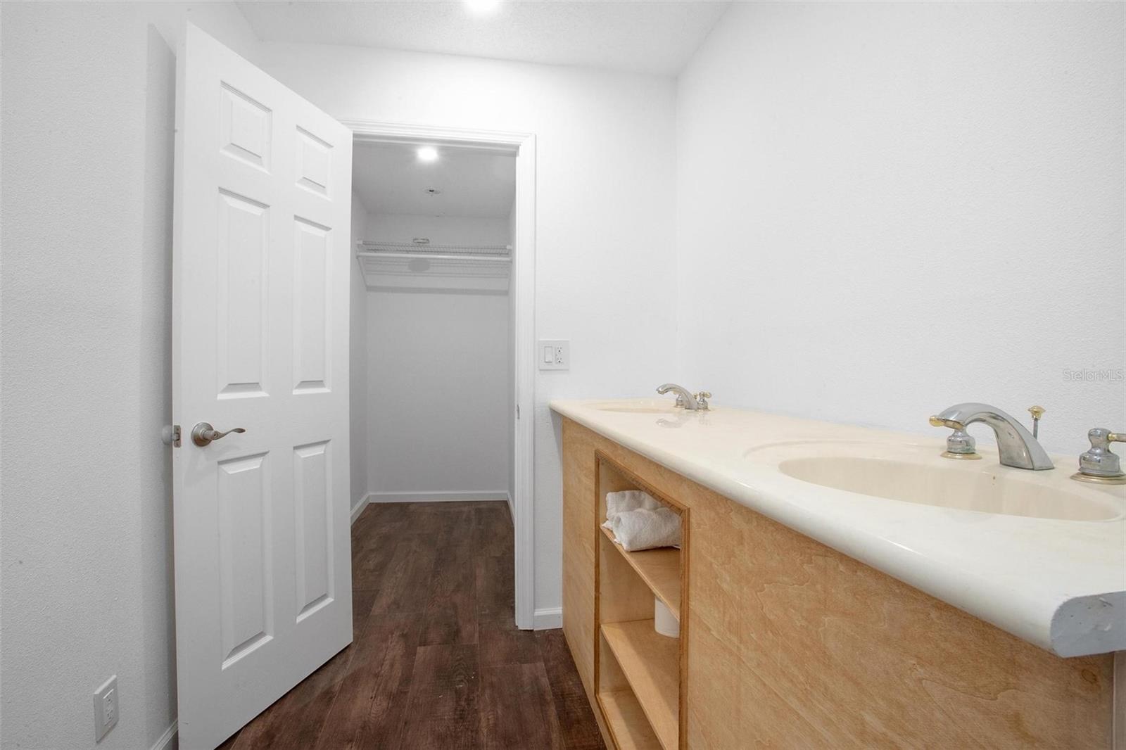 792 BENNETT RD, SOUTH DAYTONA, FL, 32119