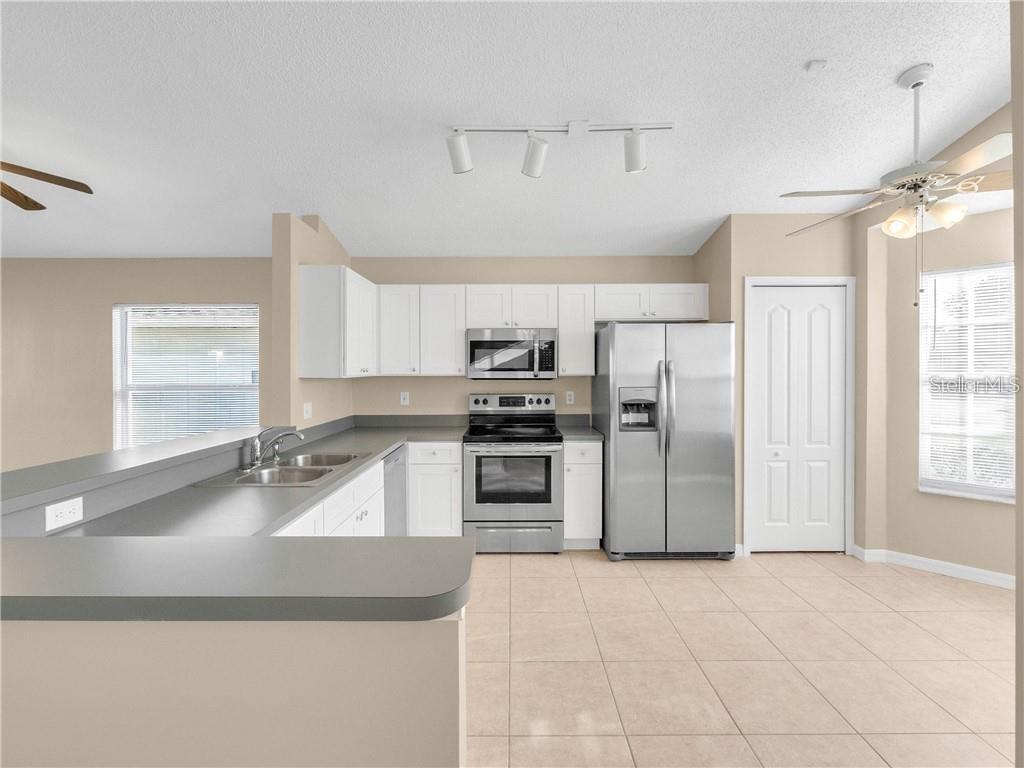 932 RIVER WIND AVE, ORLANDO, FL, 32825