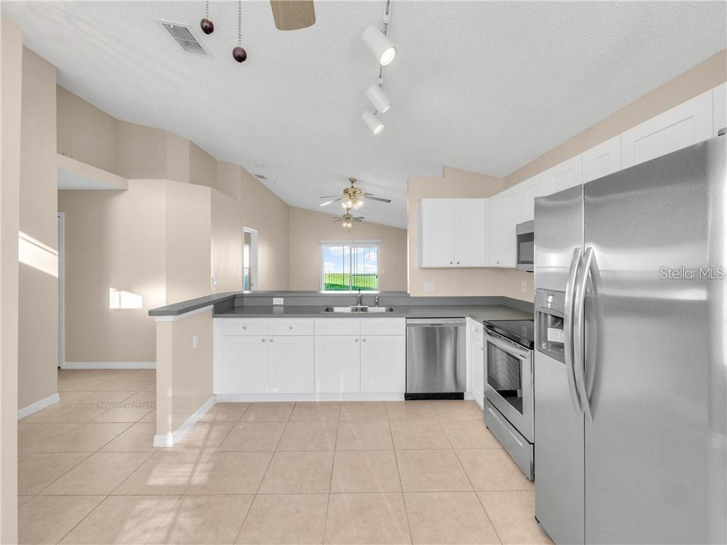932 RIVER WIND AVE, ORLANDO, FL, 32825