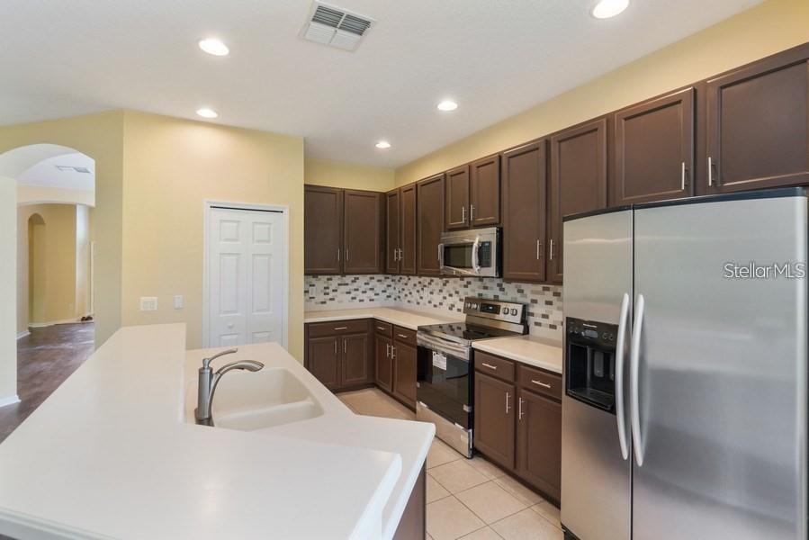 23636 ESTERO CT, LAND O LAKES, FL, 34639
