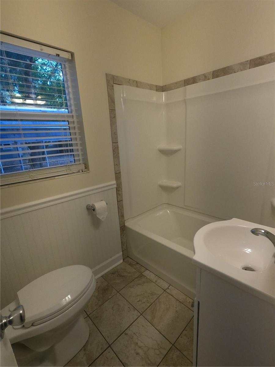 2411 CARR ST, PALATKA, FL, 32177