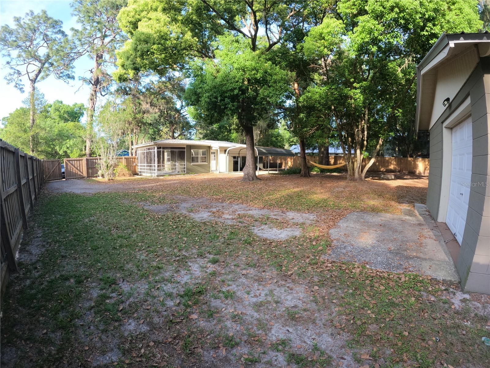 2411 CARR ST, PALATKA, FL, 32177