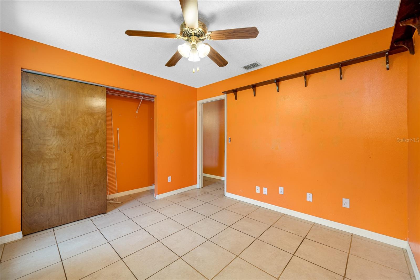 31415 BUGLE LN, WESLEY CHAPEL, FL, 33543