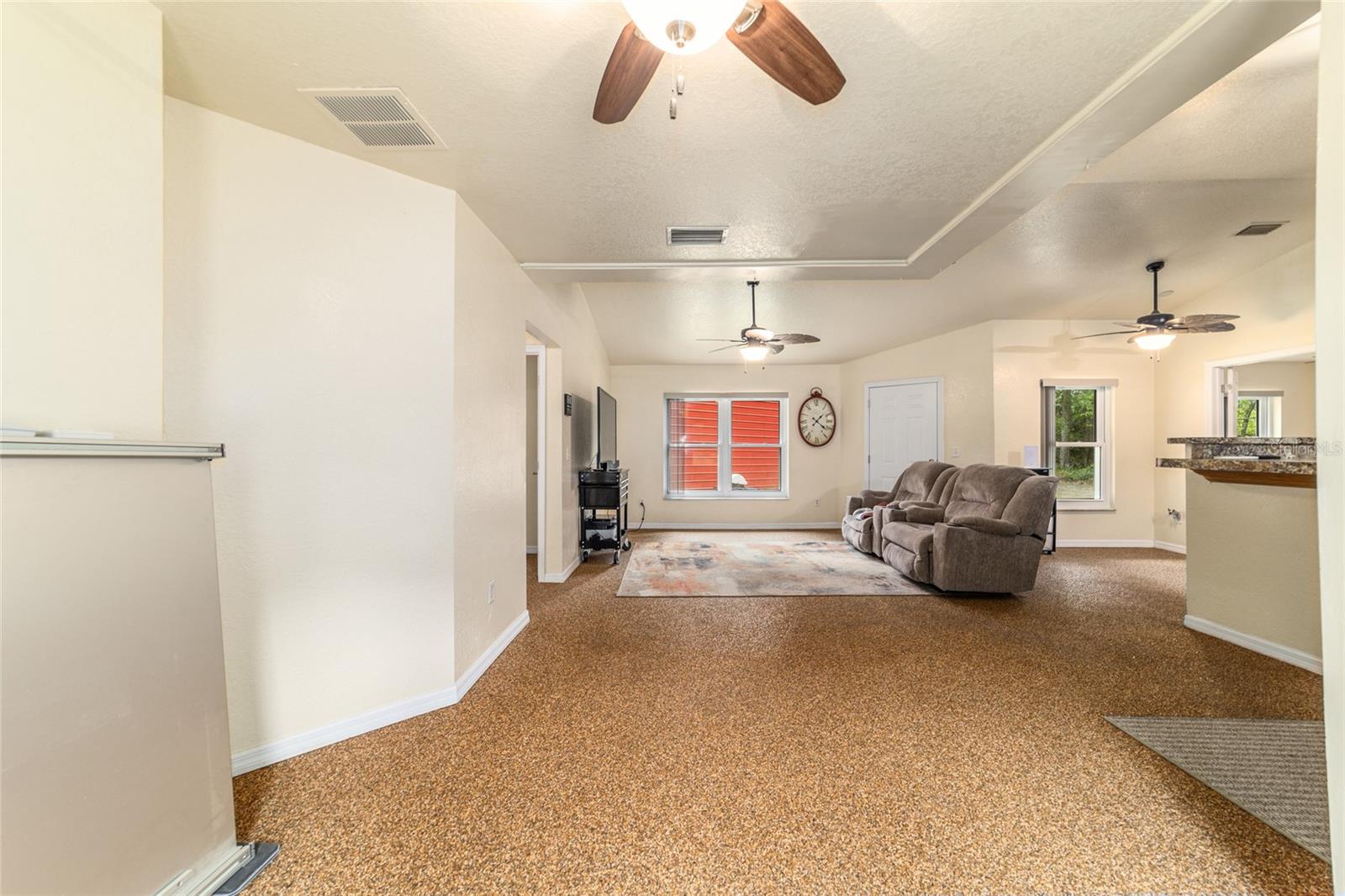 15 SEQUOIA LOOP CT, OCKLAWAHA, FL, 32179