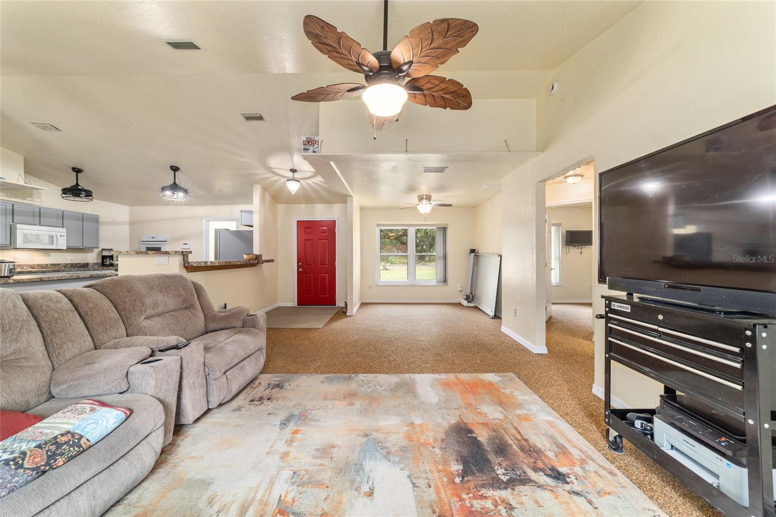 15 SEQUOIA LOOP CT, OCKLAWAHA, FL, 32179