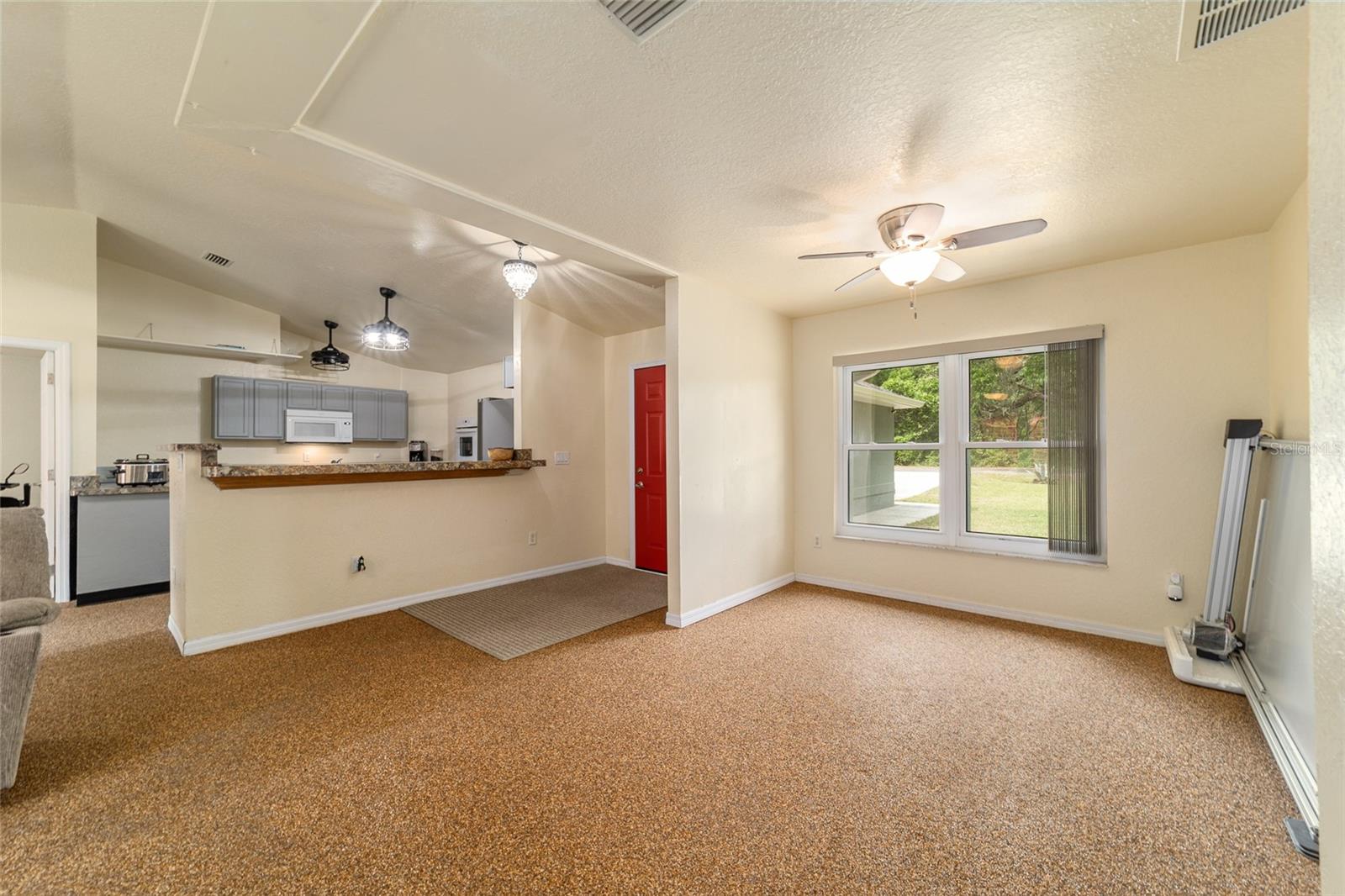 15 SEQUOIA LOOP CT, OCKLAWAHA, FL, 32179