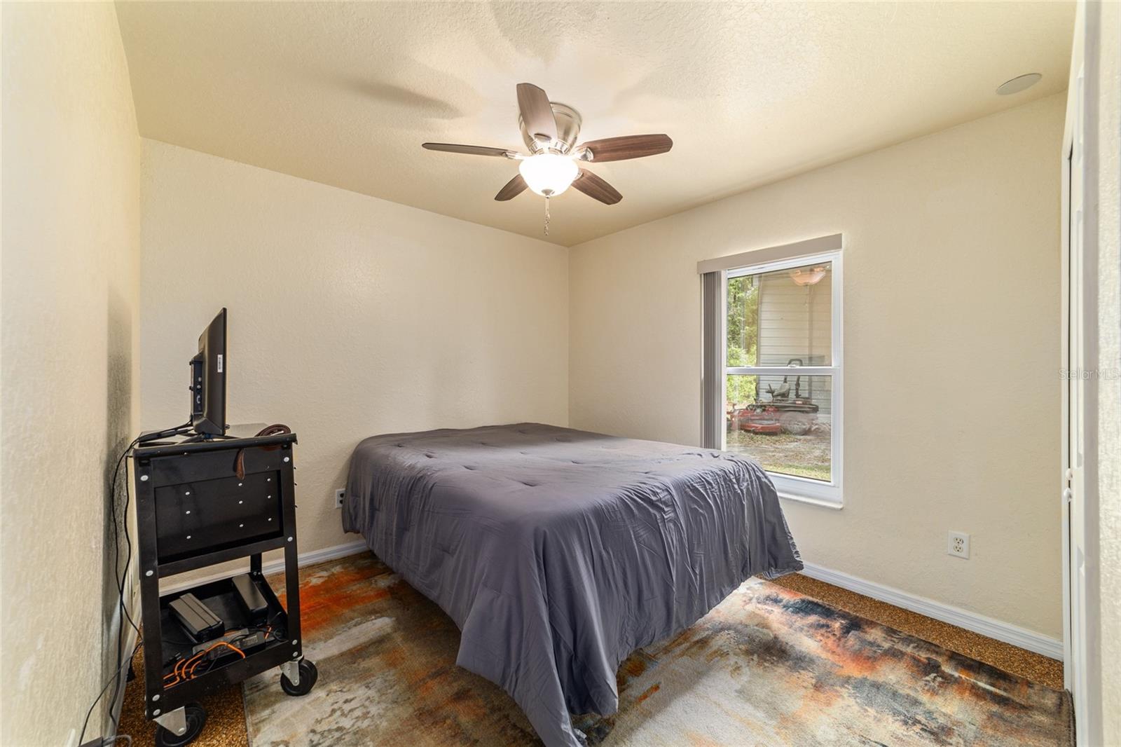 15 SEQUOIA LOOP CT, OCKLAWAHA, FL, 32179