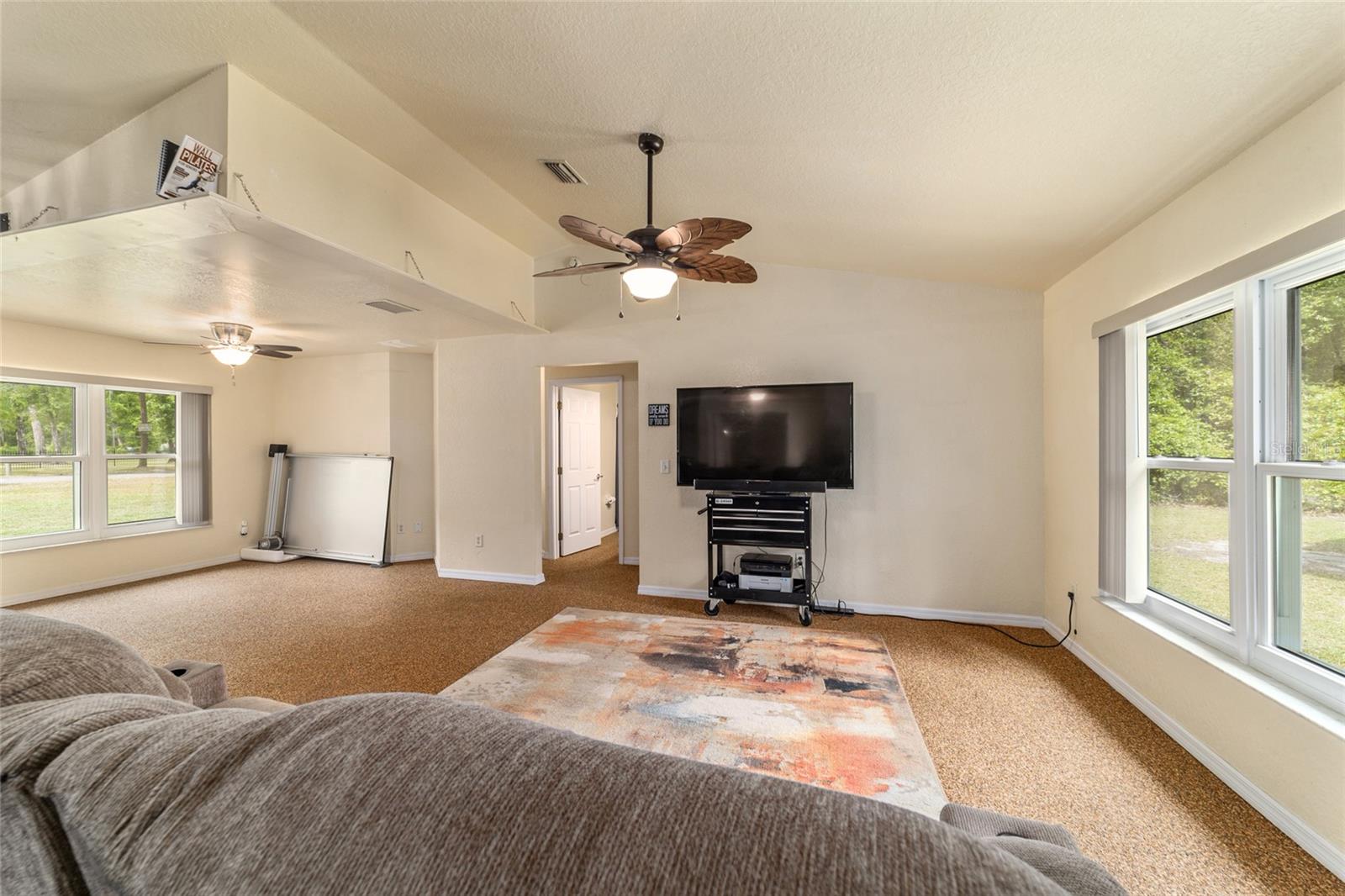 15 SEQUOIA LOOP CT, OCKLAWAHA, FL, 32179