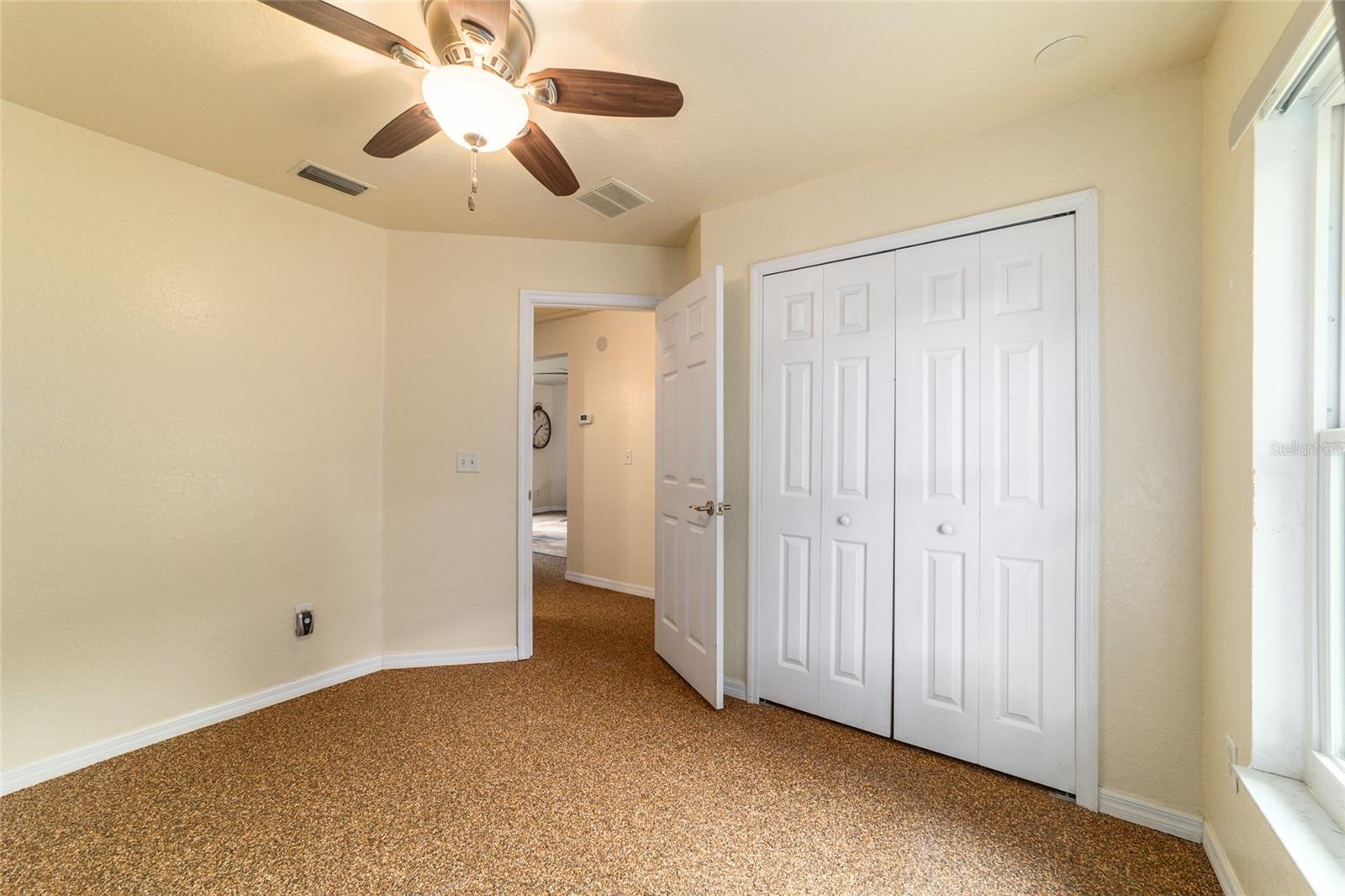 15 SEQUOIA LOOP CT, OCKLAWAHA, FL, 32179