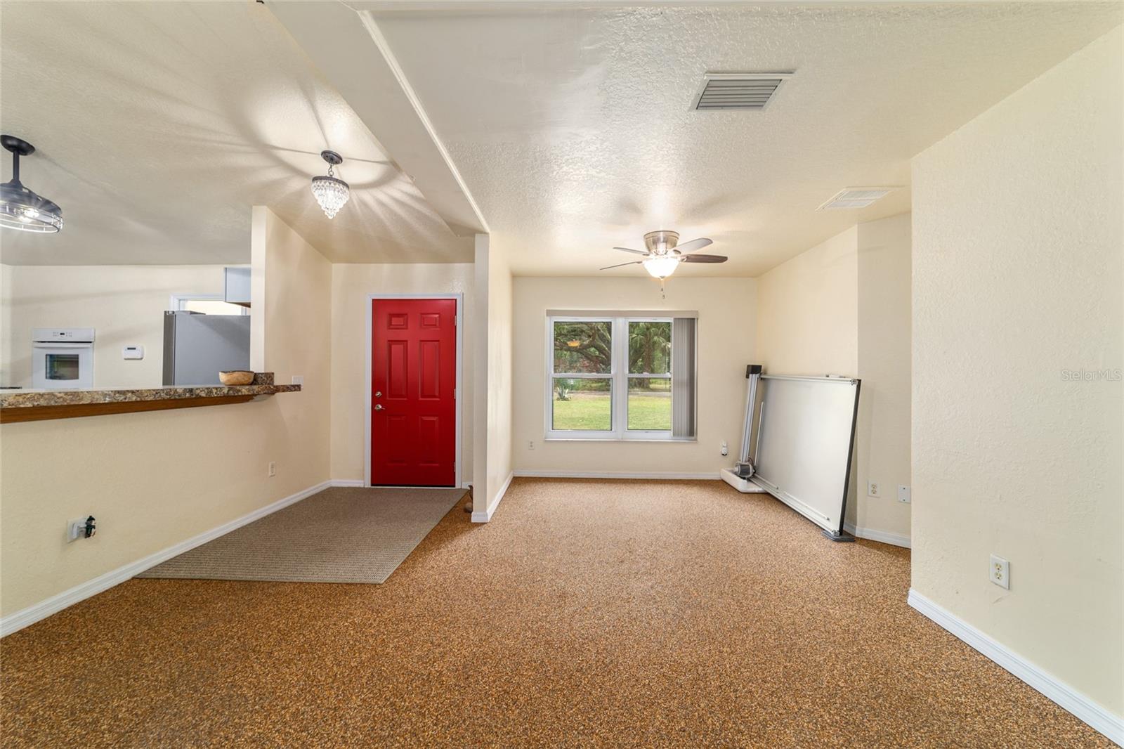 15 SEQUOIA LOOP CT, OCKLAWAHA, FL, 32179