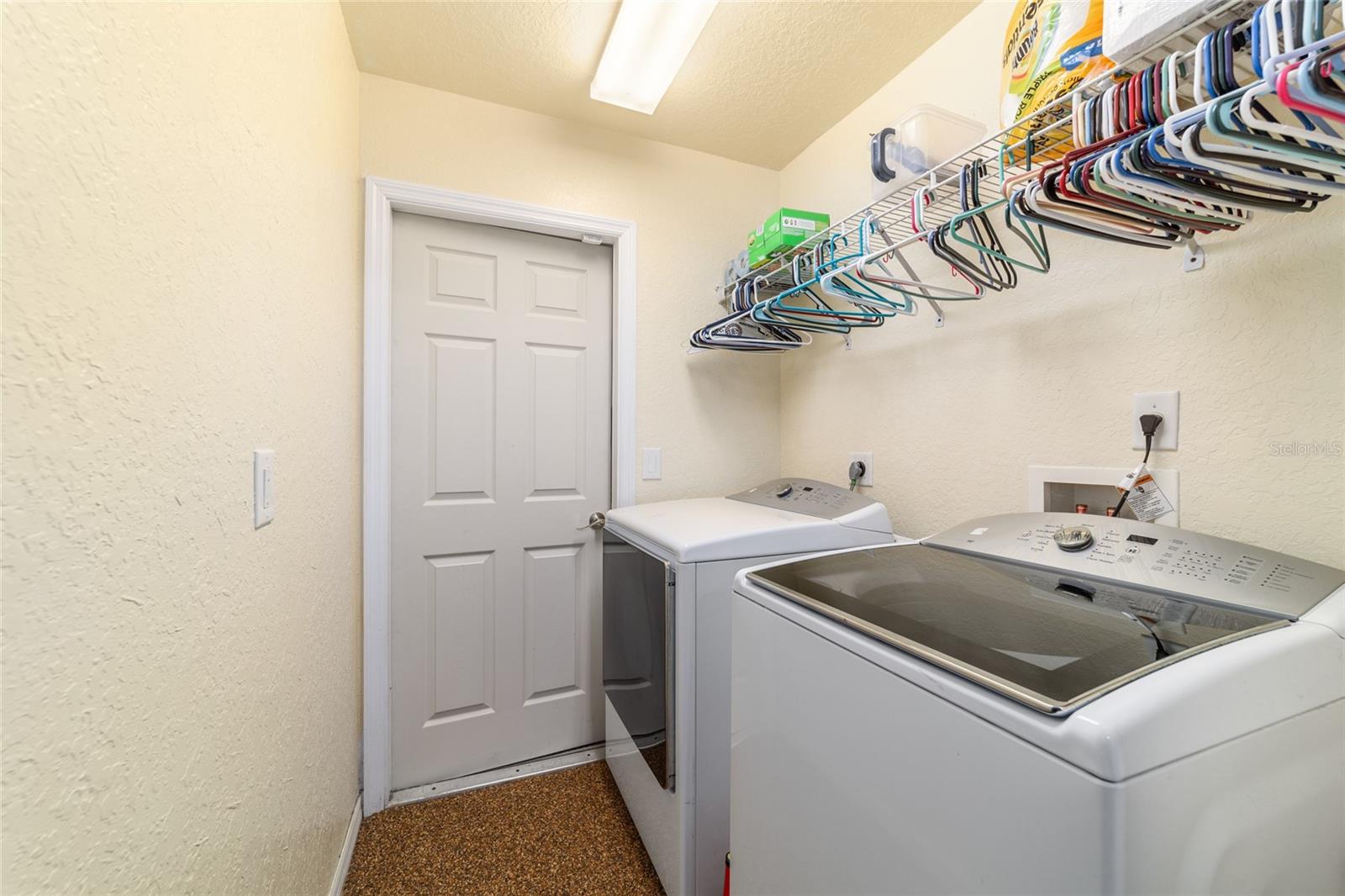 15 SEQUOIA LOOP CT, OCKLAWAHA, FL, 32179