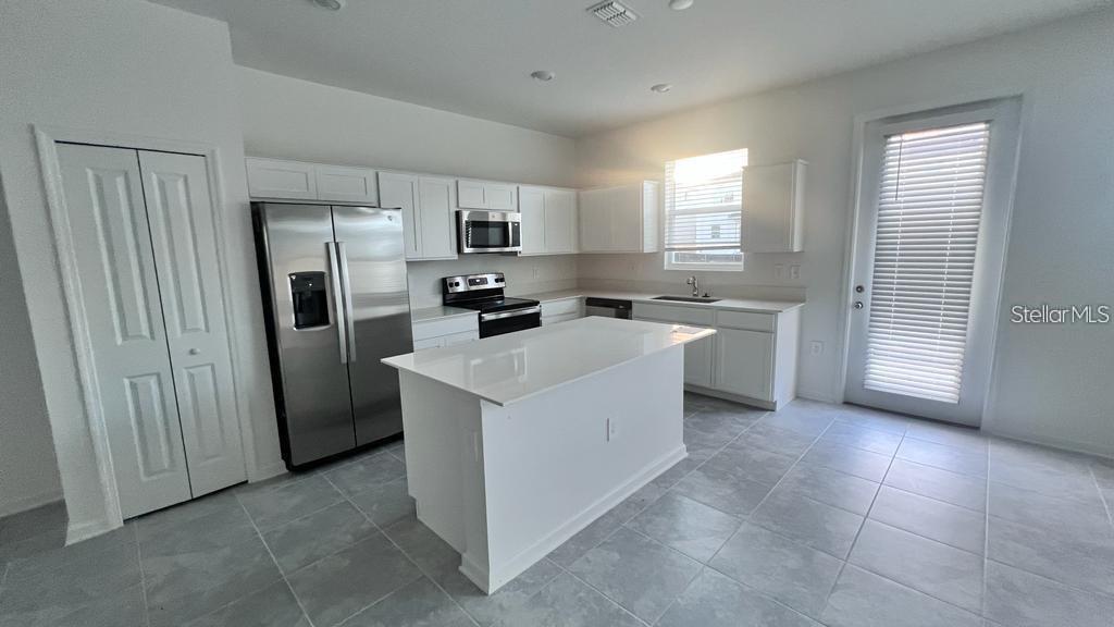 312 NINE IRON DR, DAVENPORT, FL, 33896