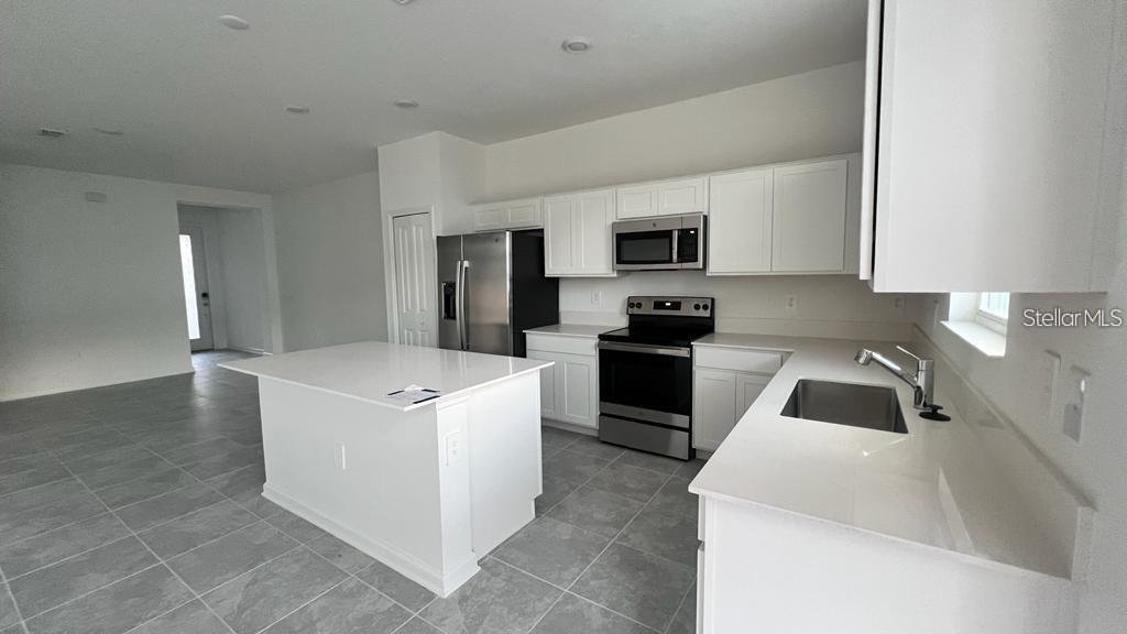 312 NINE IRON DR, DAVENPORT, FL, 33896
