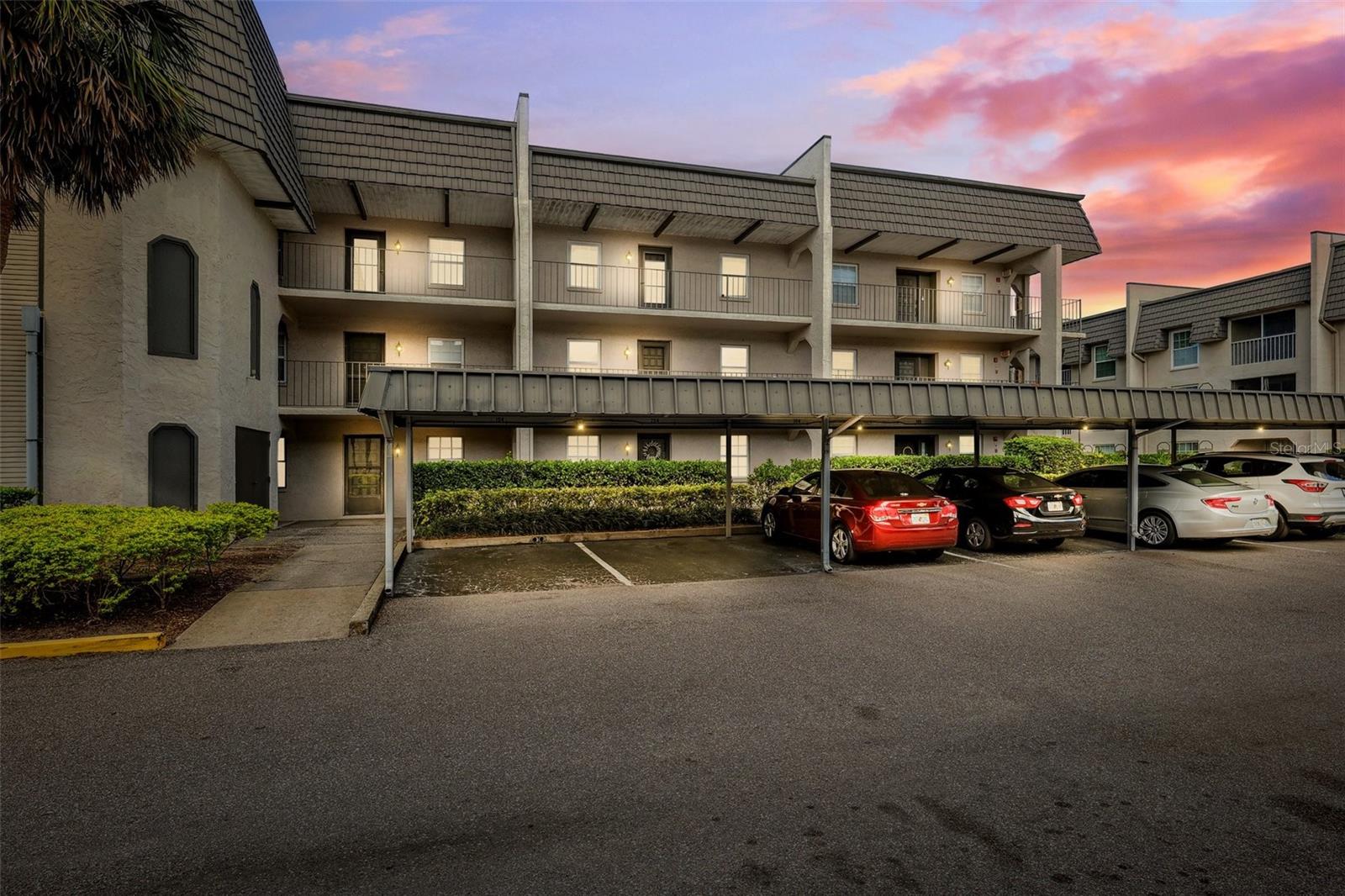 8703 BARDMOOR BLVD #304, SEMINOLE, FL, 33777