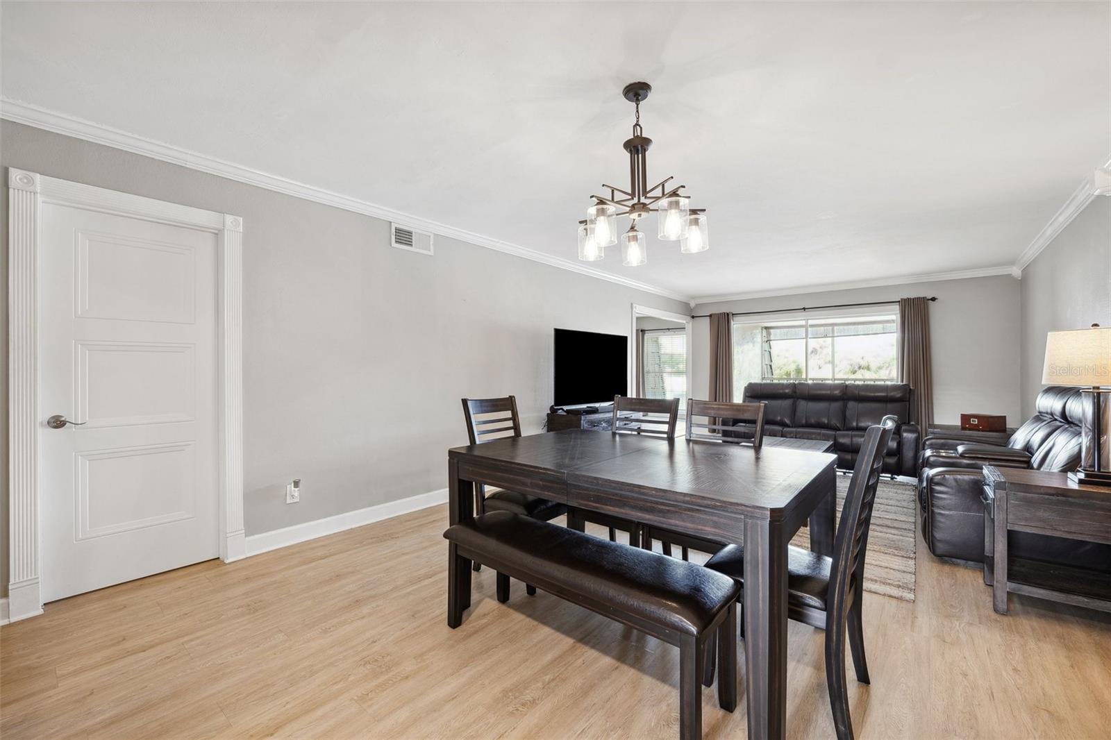 8703 BARDMOOR BLVD #304, SEMINOLE, FL, 33777