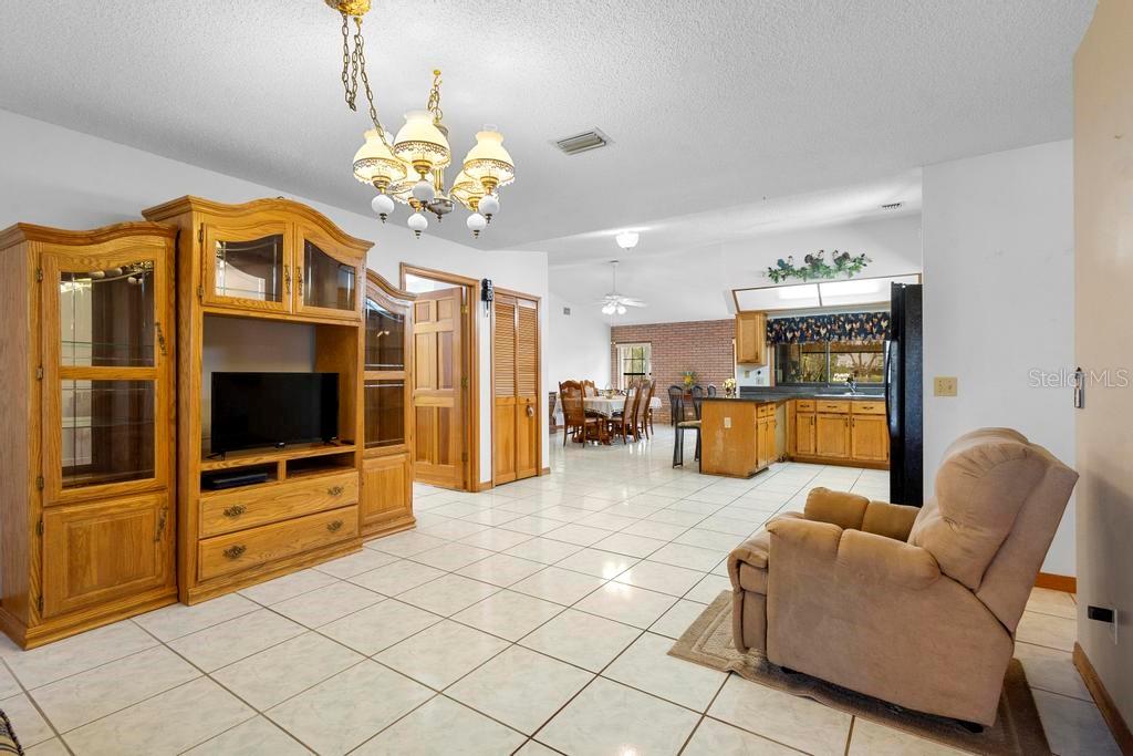 1439 WATERVIEW DR, DELTONA, FL, 32738