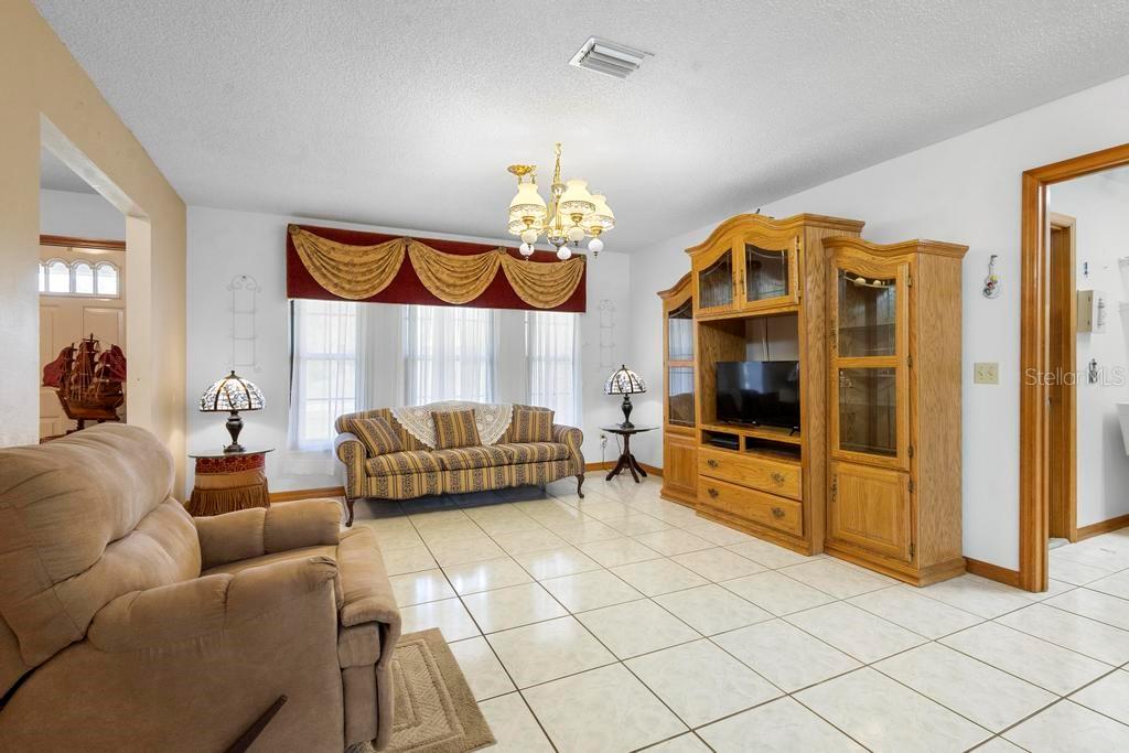 1439 WATERVIEW DR, DELTONA, FL, 32738