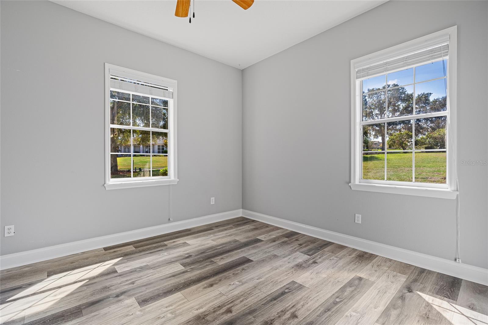 5631 SPINNAKER LOOP, LADY LAKE, FL, 32159