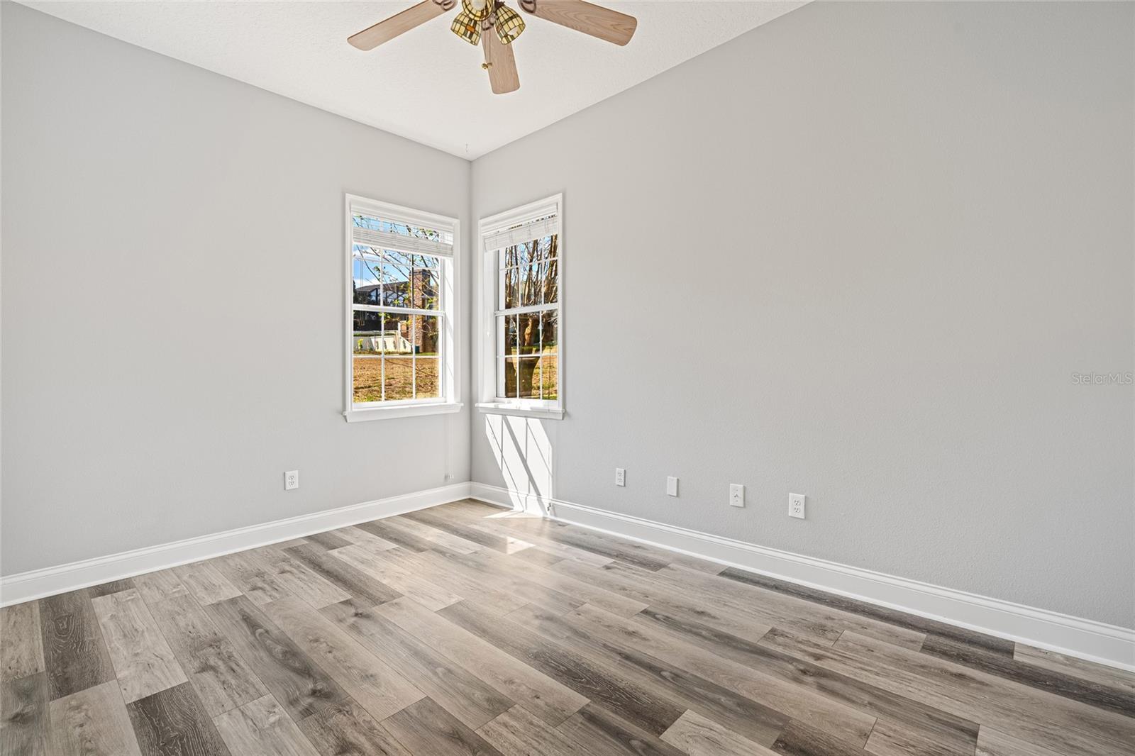 5631 SPINNAKER LOOP, LADY LAKE, FL, 32159