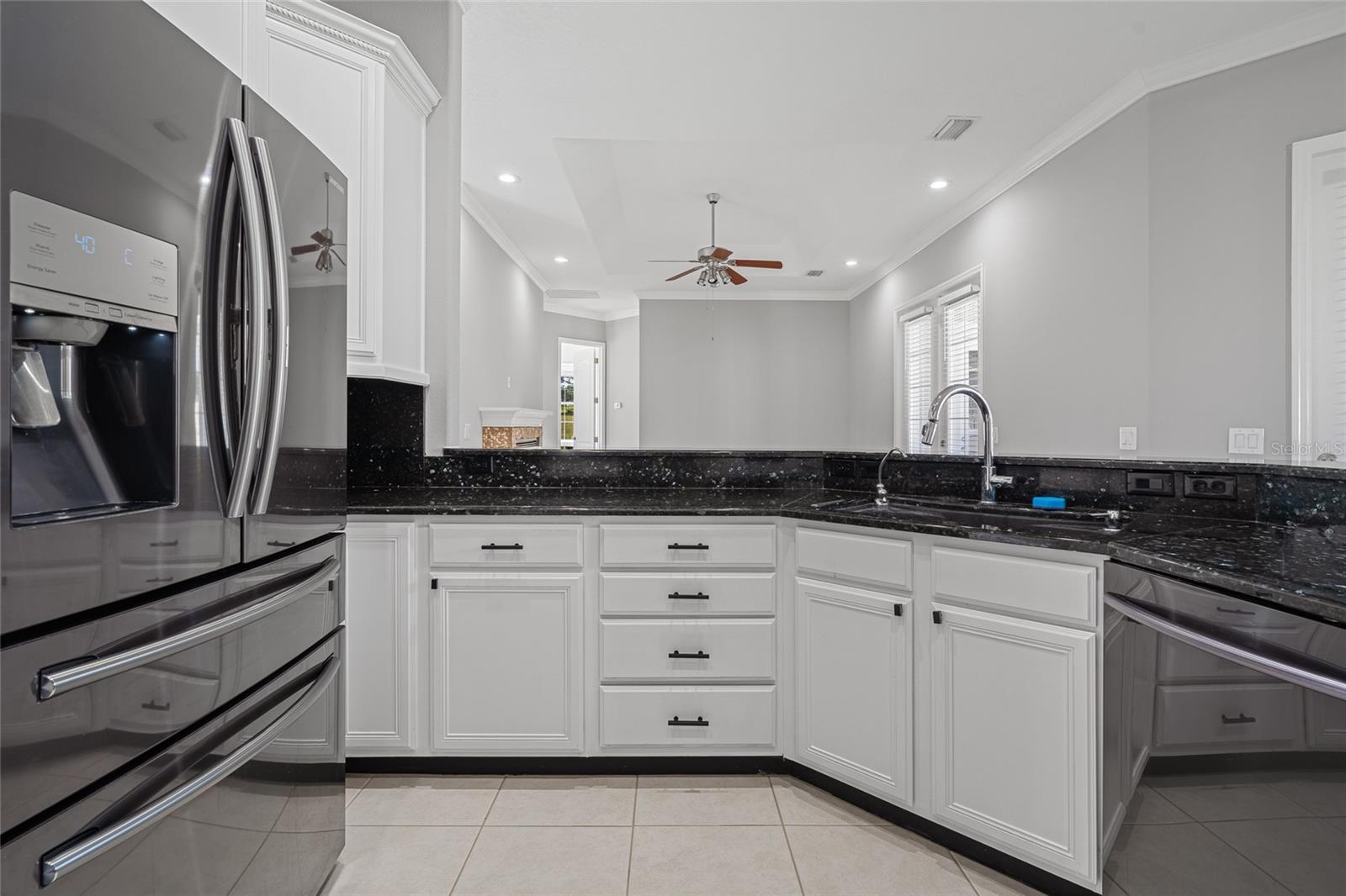 5631 SPINNAKER LOOP, LADY LAKE, FL, 32159