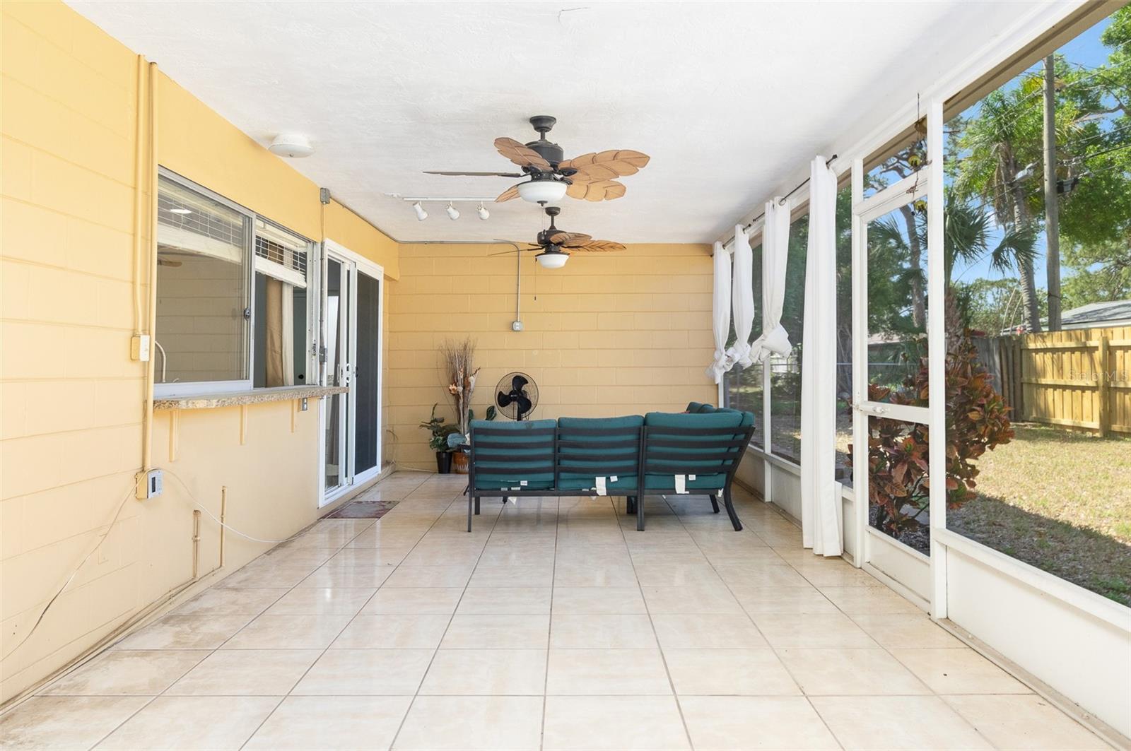 6841 17TH ST S, ST PETERSBURG, FL, 33712