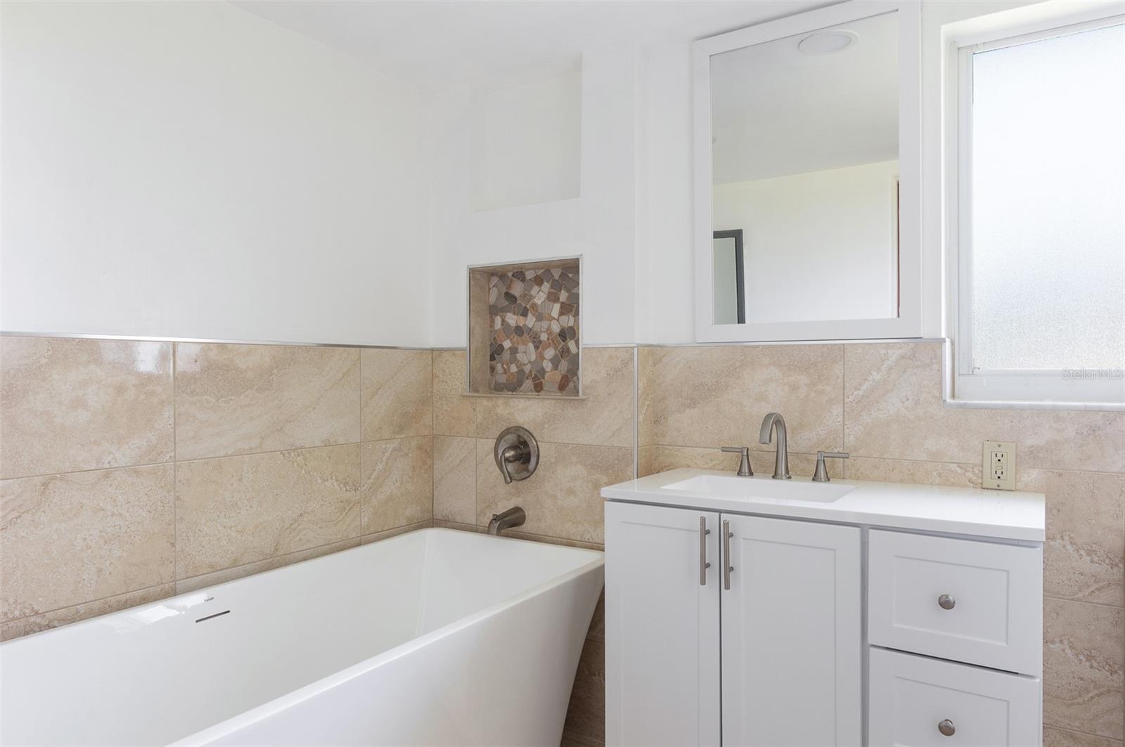 6841 17TH ST S, ST PETERSBURG, FL, 33712