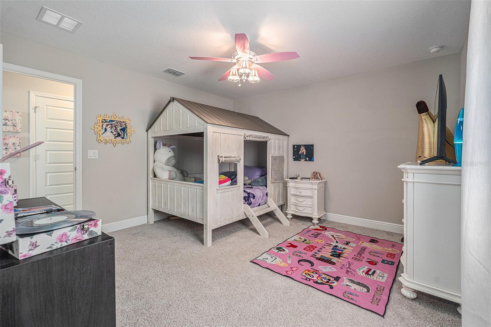 9843 CABERNET AVE, SEFFNER, FL, 33584