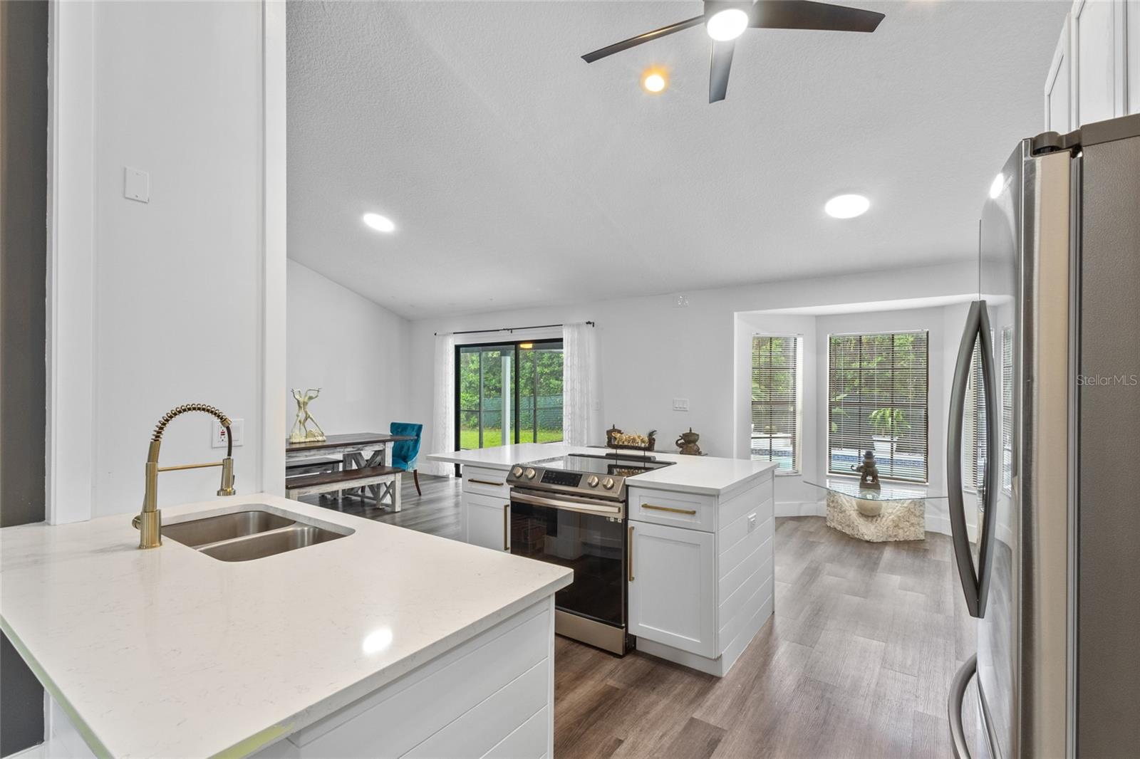 1012 WILLA LAKE CIR, OVIEDO, FL, 32765