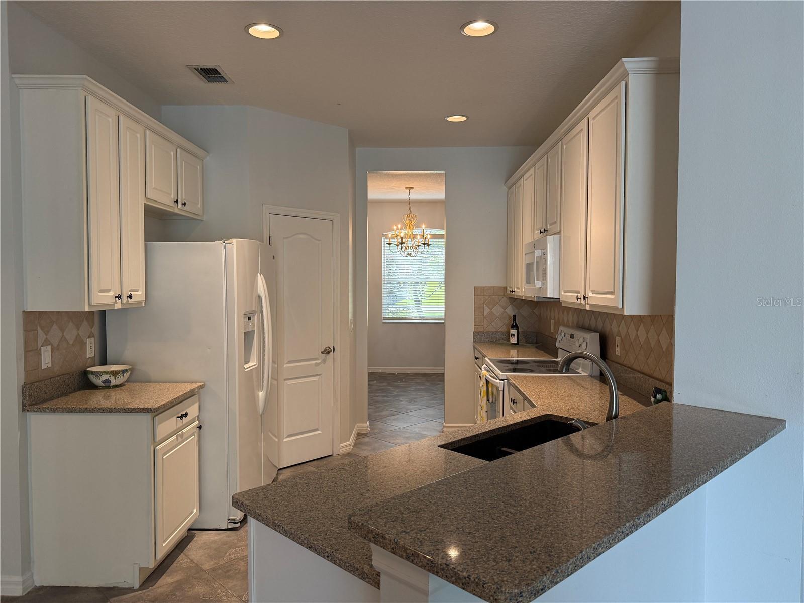 648 MOUNT STIRLING AVE, APOPKA, FL, 32712