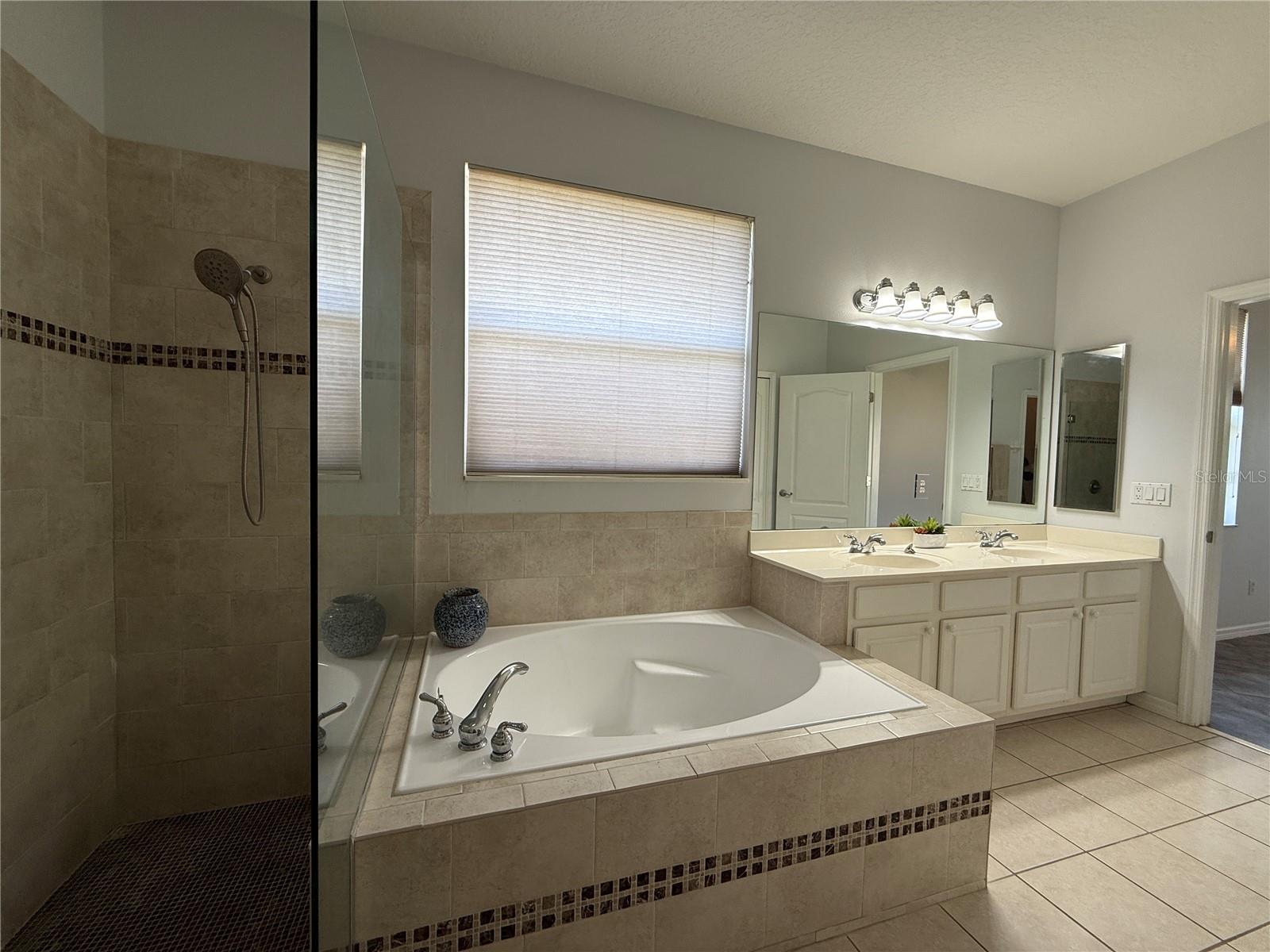 648 MOUNT STIRLING AVE, APOPKA, FL, 32712