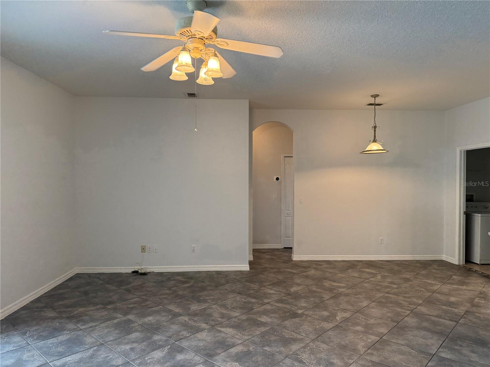 648 MOUNT STIRLING AVE, APOPKA, FL, 32712
