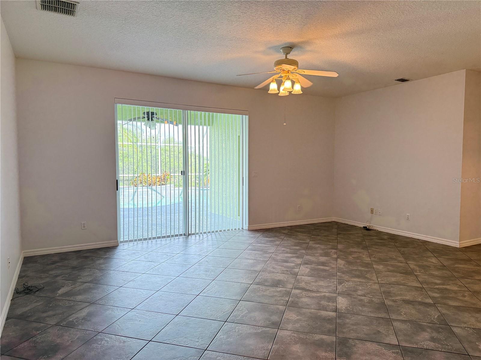 648 MOUNT STIRLING AVE, APOPKA, FL, 32712