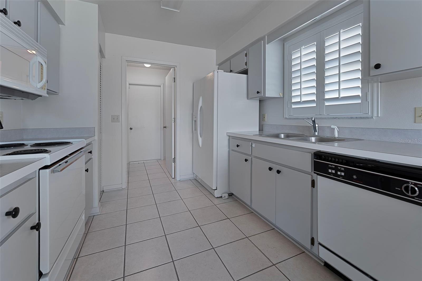 2085 LONG BOAT DR, LAKELAND, FL, 33810