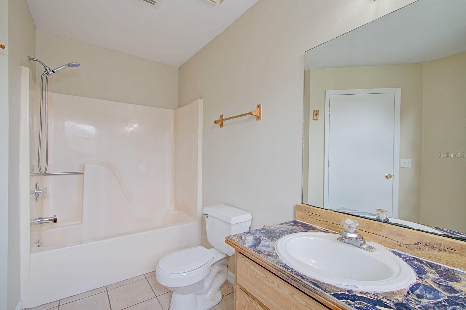 2516 ALBURY AVE, DELTONA, FL, 32738