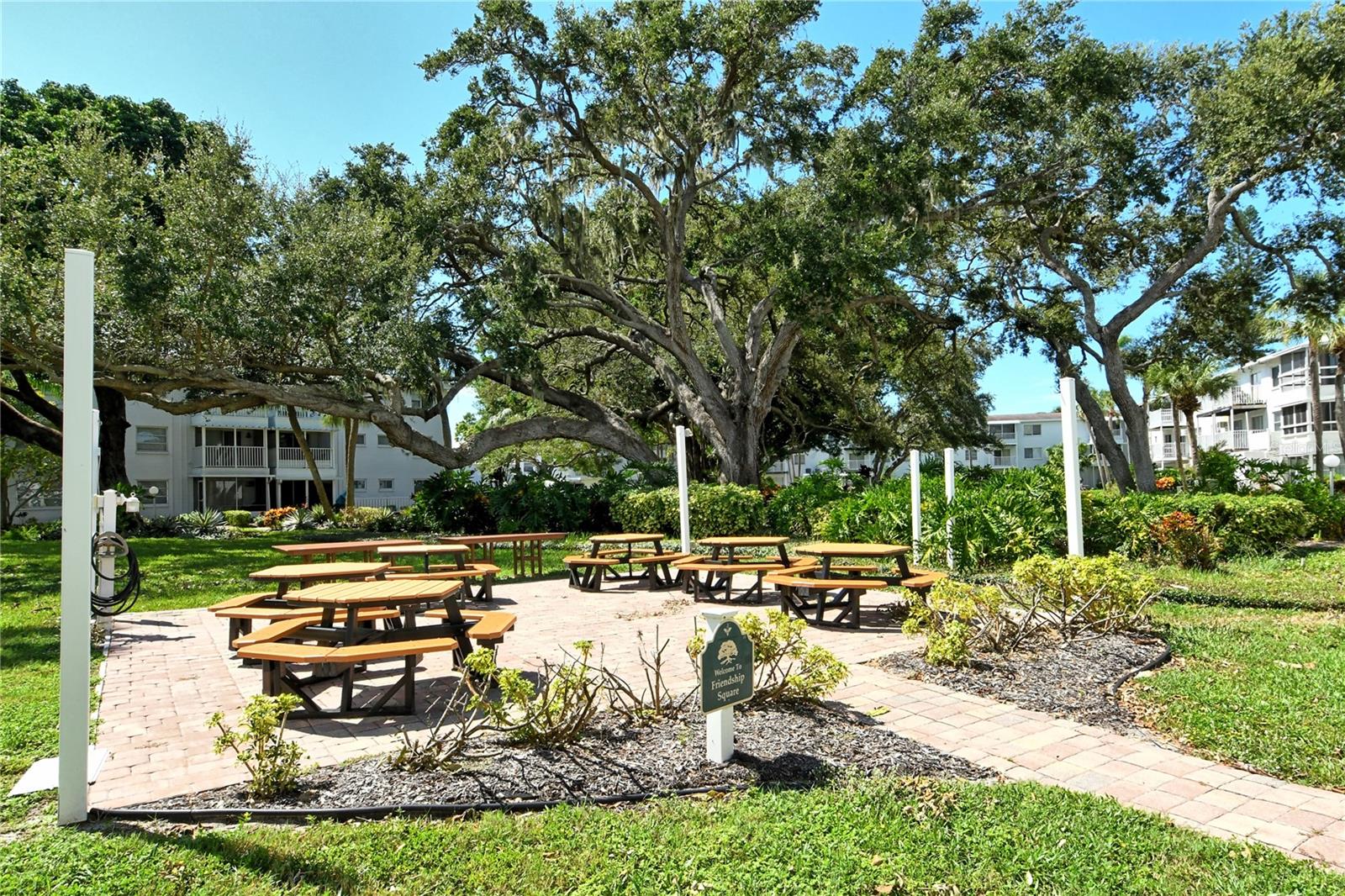 2227 SUNSET DR #E22, BRADENTON, FL, 34207