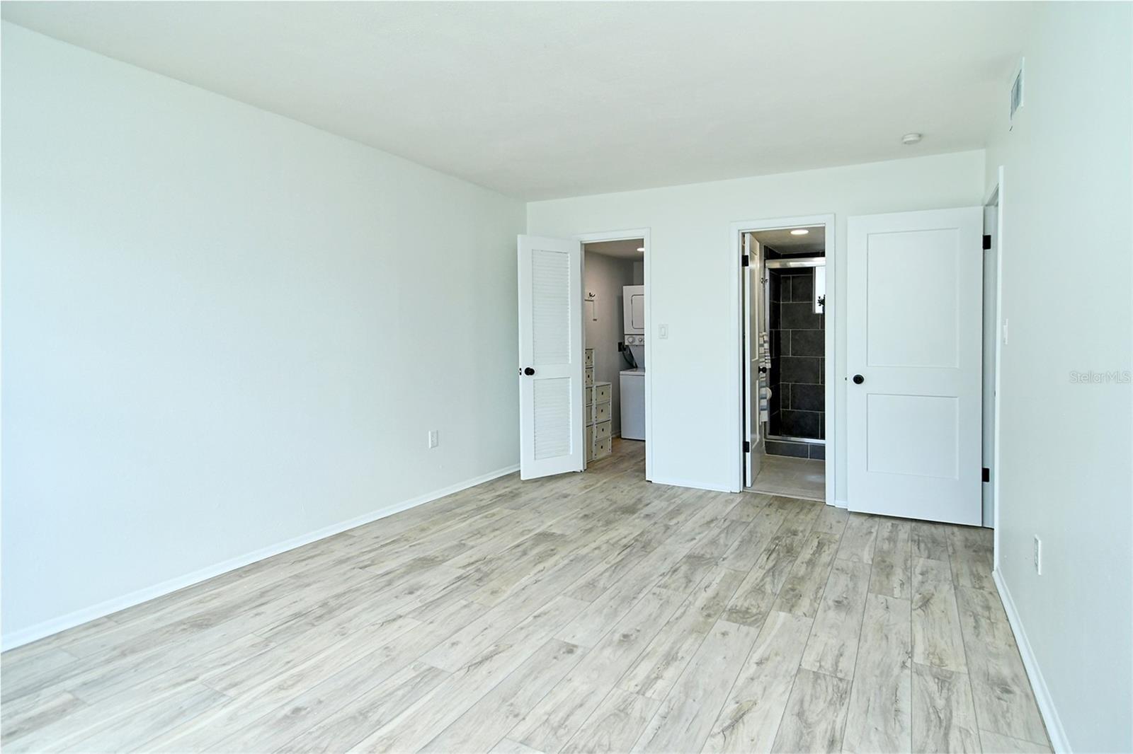 2227 SUNSET DR #E22, BRADENTON, FL, 34207