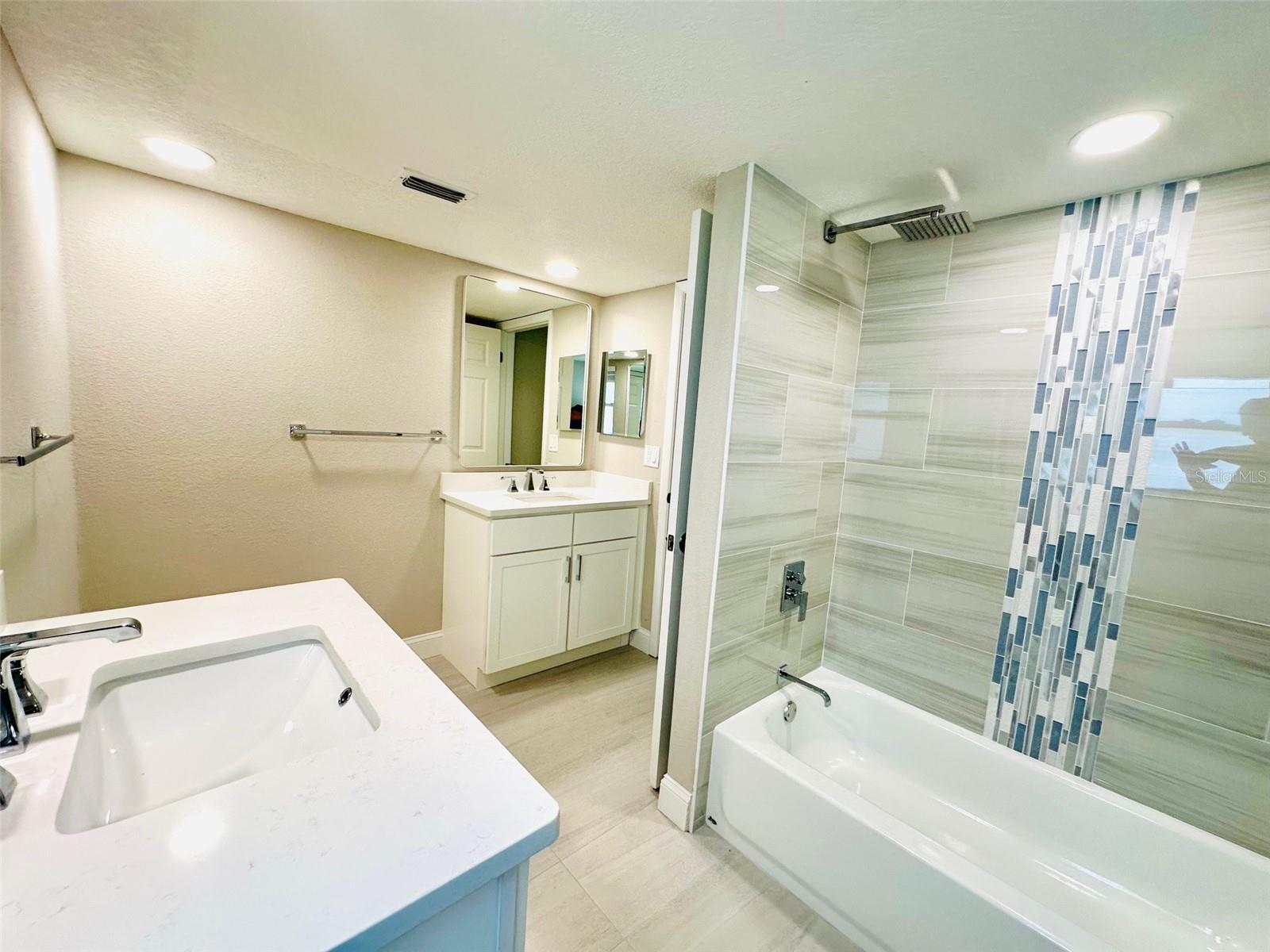 8117 HIXTON DR, PORT RICHEY, FL, 34668