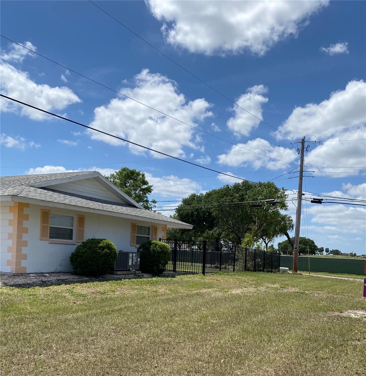 1306 CHERRY HILLS DR, SUN CITY CENTER, FL, 33573