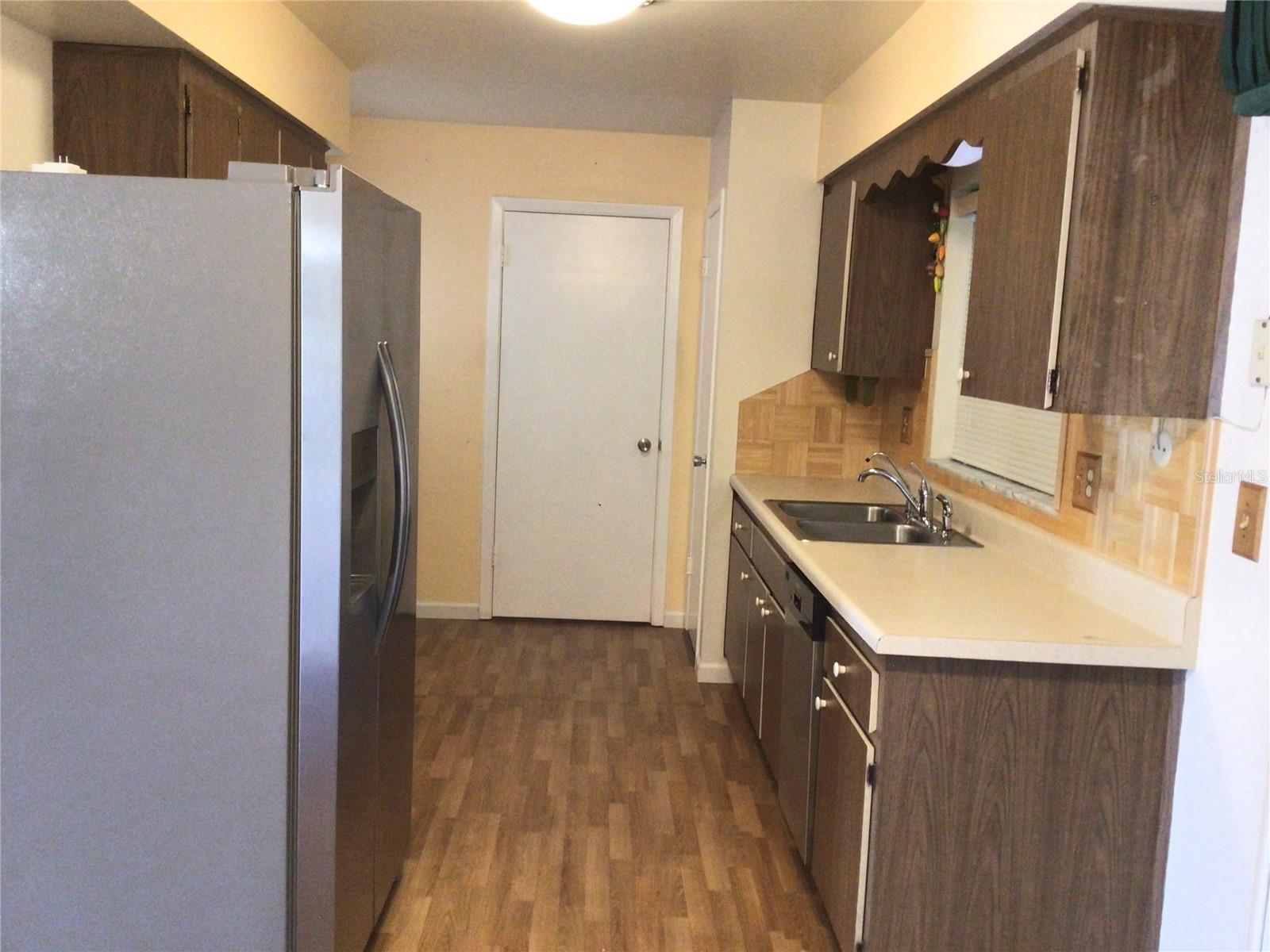 1306 CHERRY HILLS DR, SUN CITY CENTER, FL, 33573
