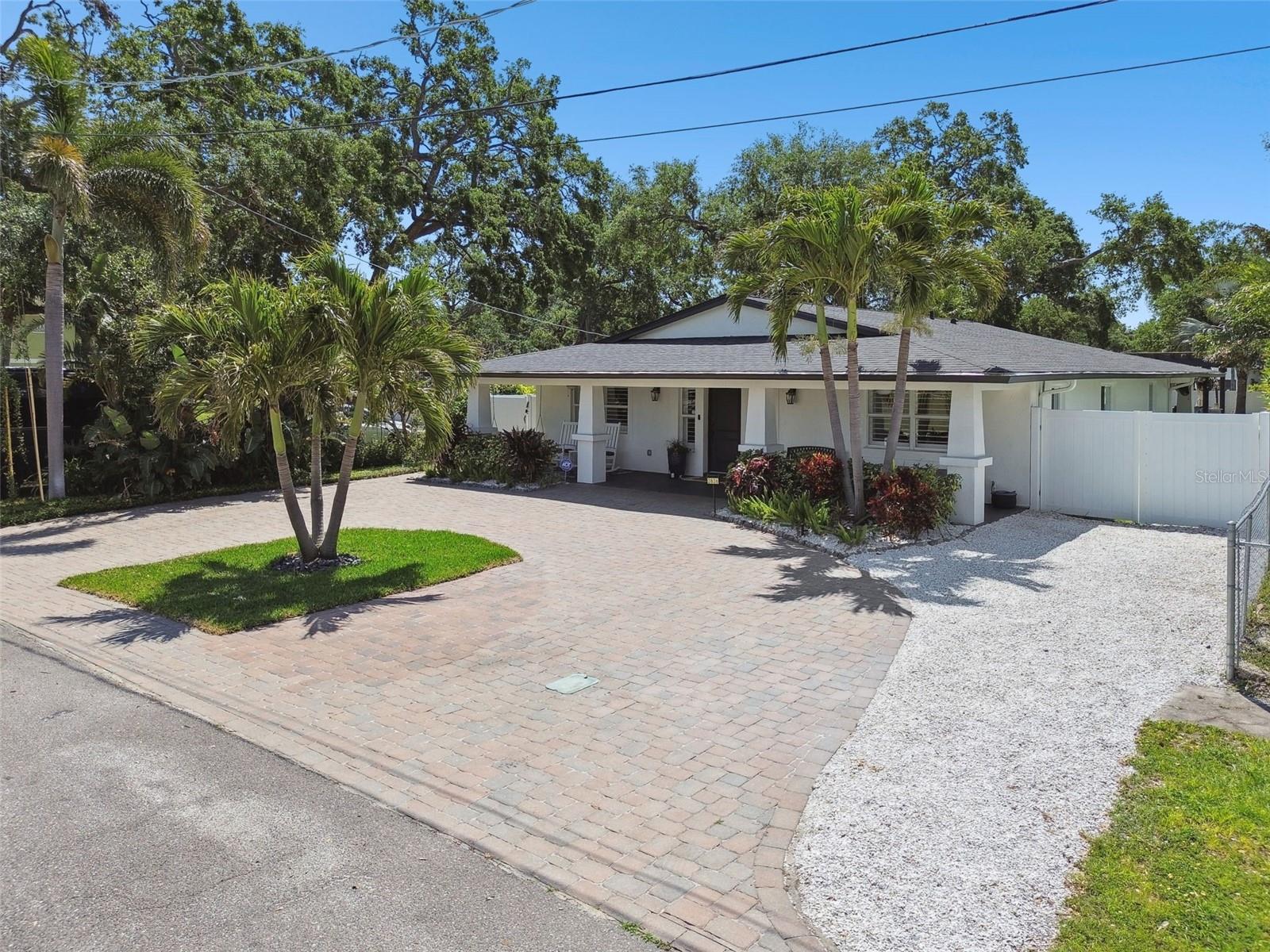 2826 W PAXTON AVE, TAMPA, FL, 33611