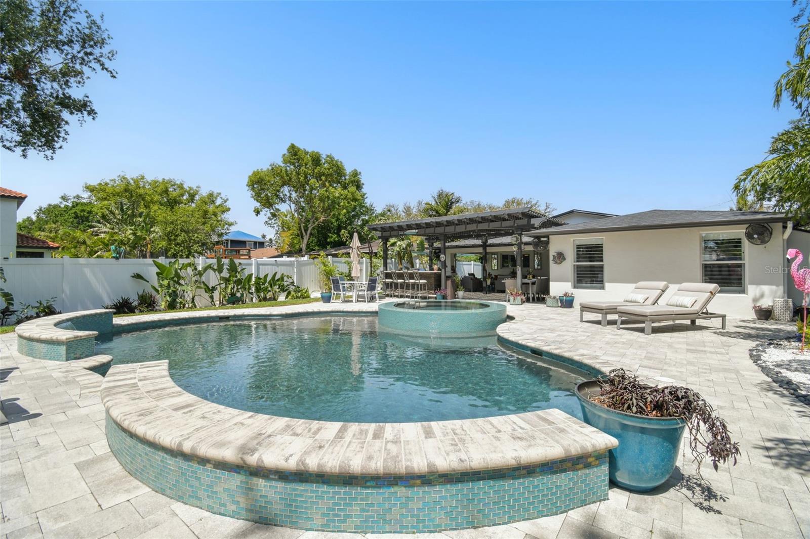 2826 W PAXTON AVE, TAMPA, FL, 33611