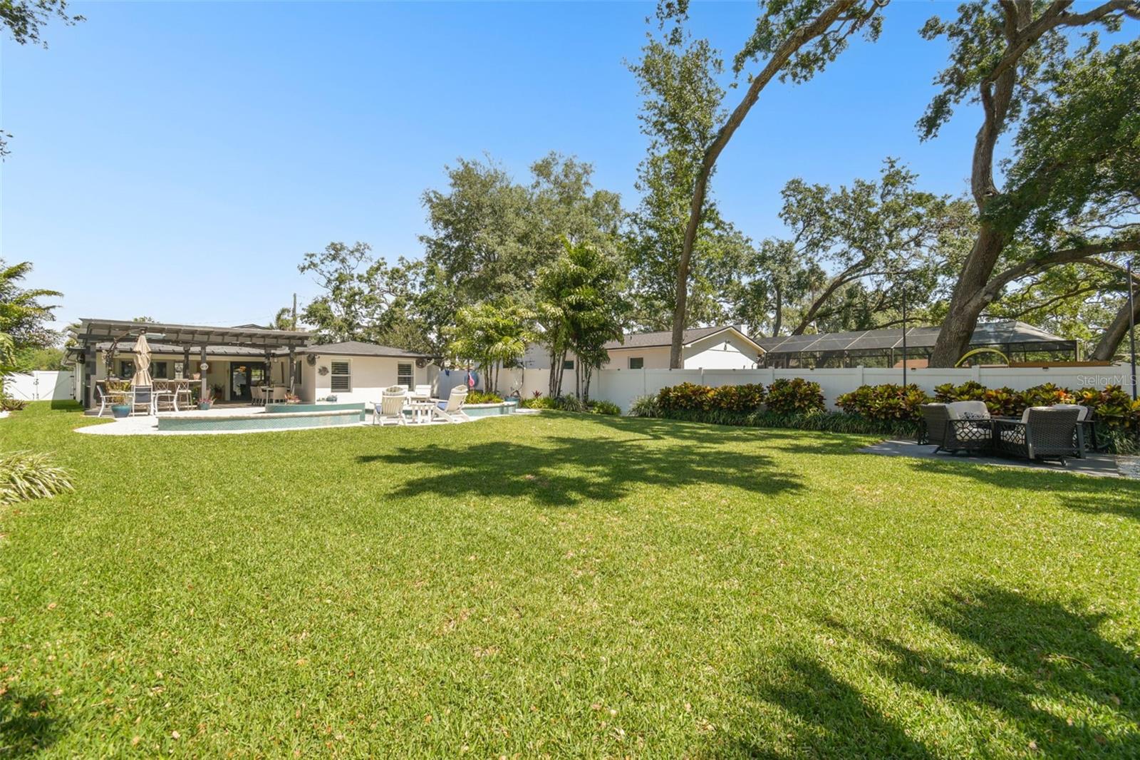 2826 W PAXTON AVE, TAMPA, FL, 33611